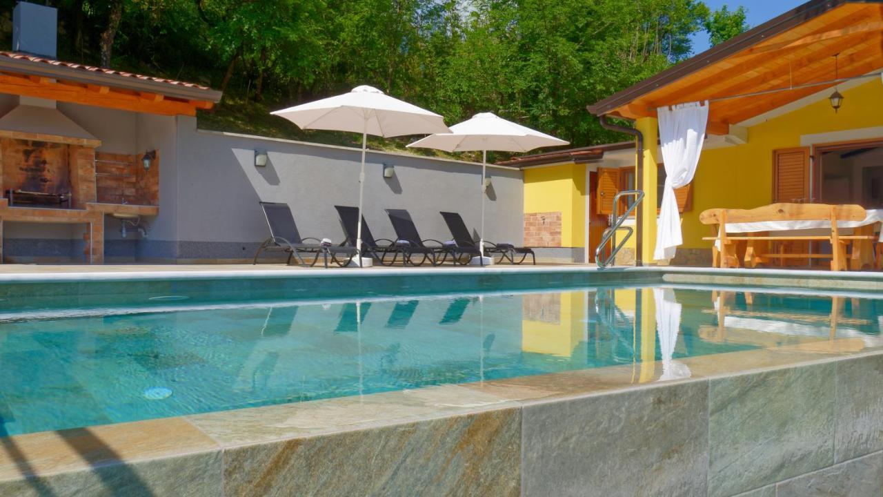Casa Valla By Rent Istria Buzet Extérieur photo